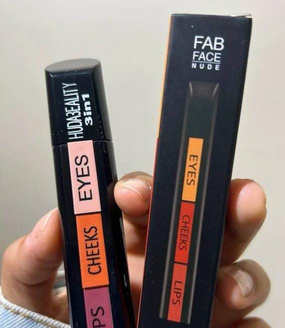 3 in 1 HUDA Beauty Professional Eyes Cheeks Lips